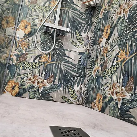 아파트 Chimera House *
